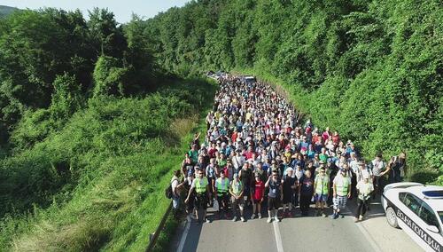 Učesnici 'Marša mira' stigli do Konjević Polja