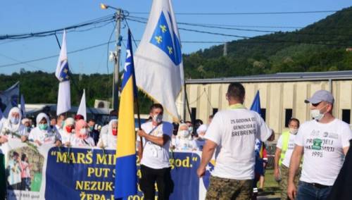 Učesnici Marša mira stigli u Potočare