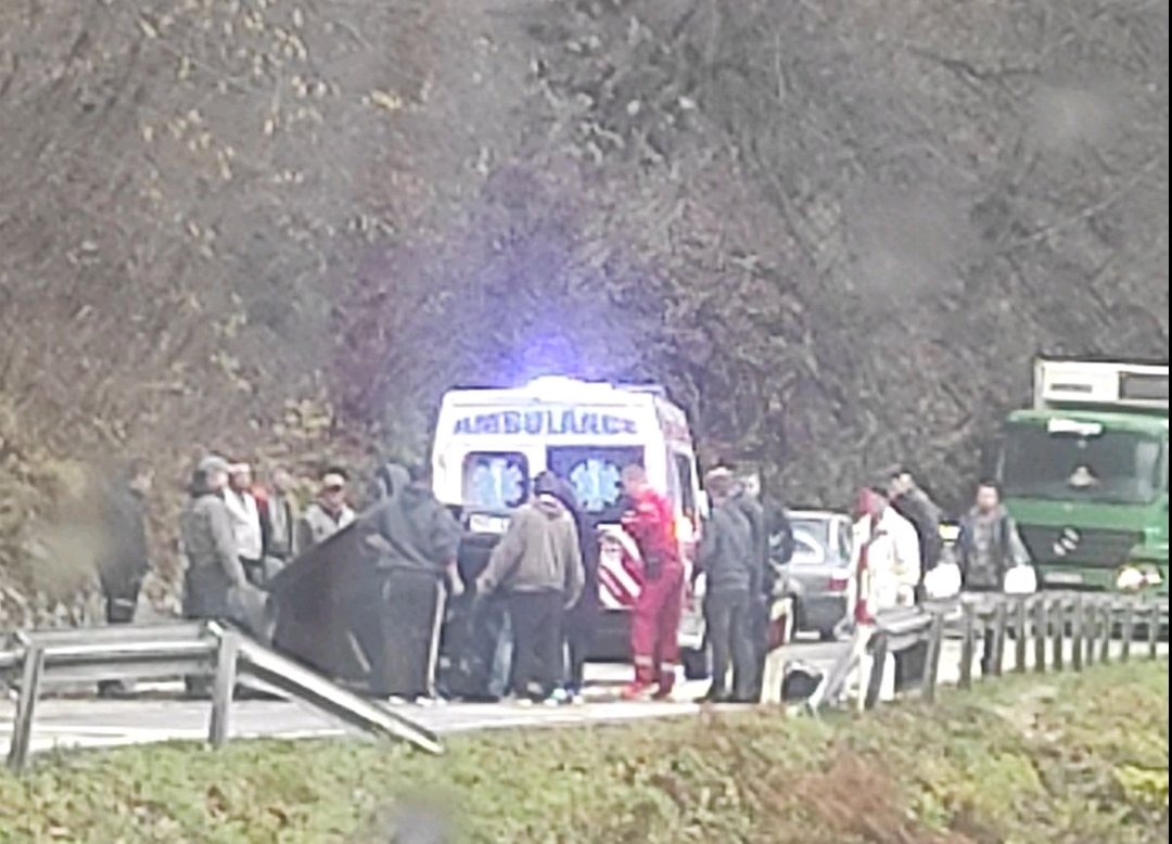 Udes kod Bihaća, poginula curica (13)
