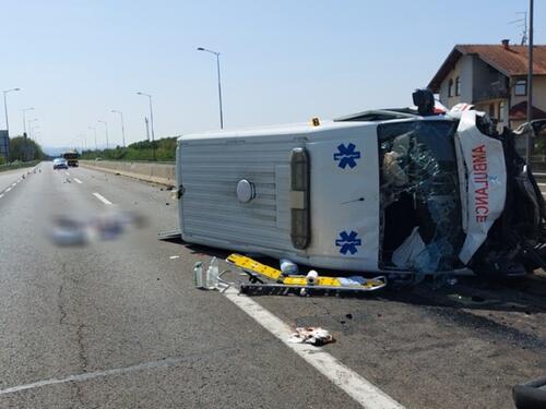 Udes na autoputu kod Laktaša, jedna osoba pogunila