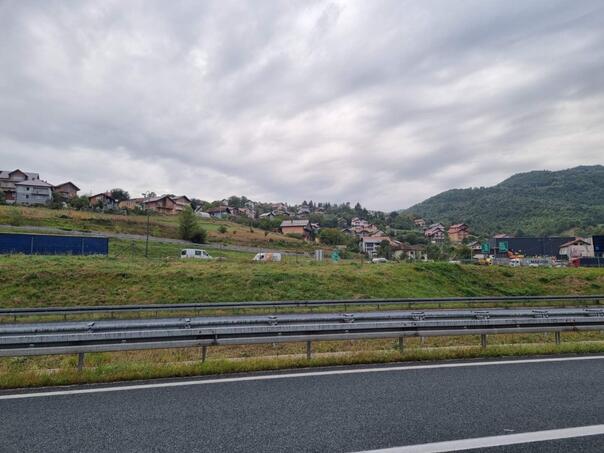 Udes na kružnom toku u Vogošći, velike gužve