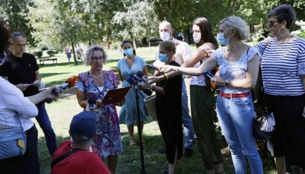 Udruga roditelja traži očitovanje epidemiologa oko samoizolacije učenika