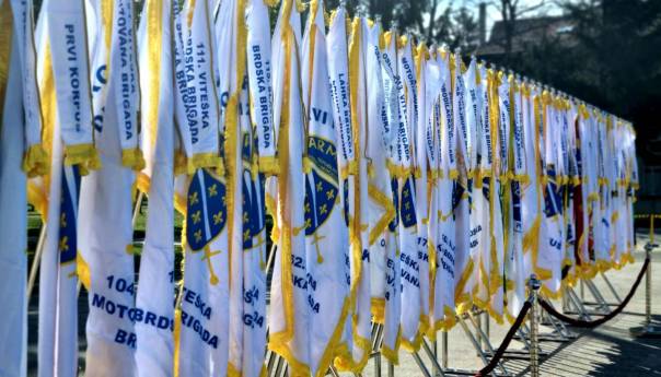 Udruženje generala neće davati podršku bilo kojoj stranci niti kandidatu