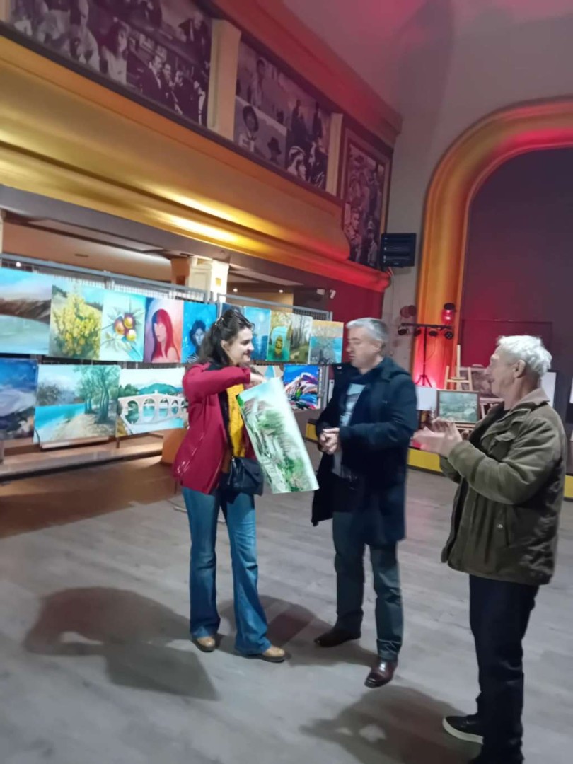 Udruženje 'Naš most' aukcijskom prodajom slika prikuplja novac za mještane poplavljenih područja