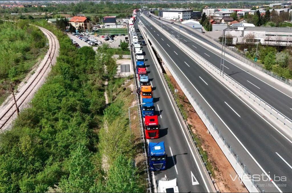 Udruženje poduzetnika Velika Kladuša: Spremni smo stati uz policiju protiv blokade granica