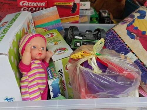 Udruženje Pomozi.ba danas organizuje prvi ovogodišnji humanitarni bazar