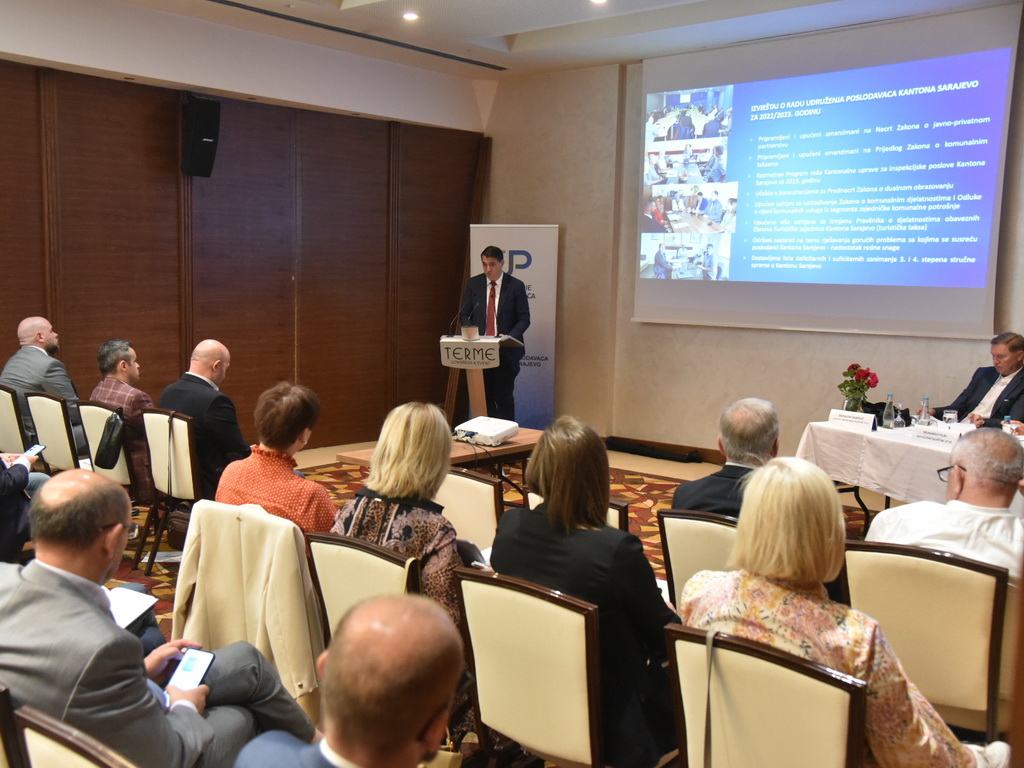 Udruženje poslodavaca KS pozvalo vlast da usvoji fiskalne zakone