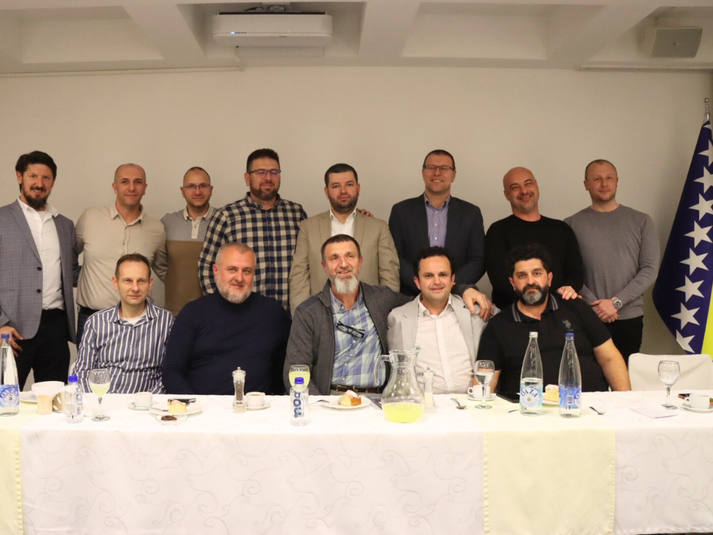 Udruženje SEEF poklonilo automobil svom najaktivnijem članu