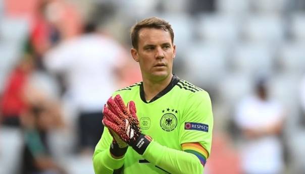 UEFA pokreće istragu protiv Neuera zbog kapitenske trake u duginim bojama