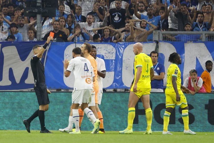 UEFA pozvala sudije da strožije reaguju na prigovore fudbalera