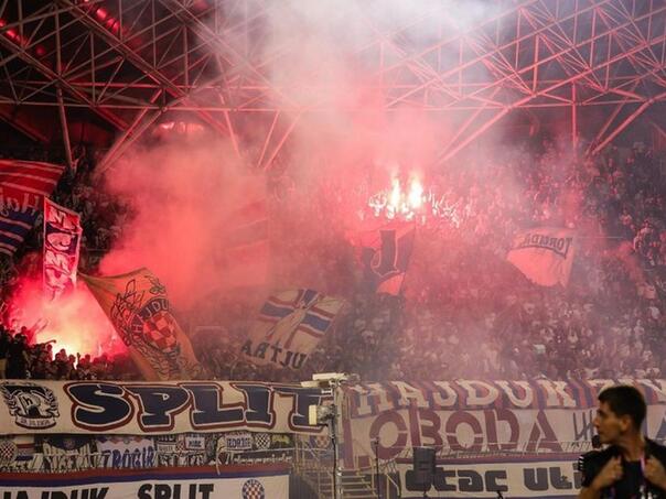 UEFA žestoko kaznila Hajduk zbog divljanja Torcide protiv Ajaxa
