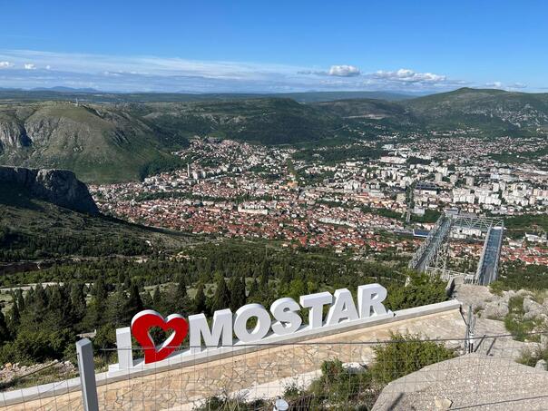 Ugašen požar na brdu Fortica iznad Mostara
