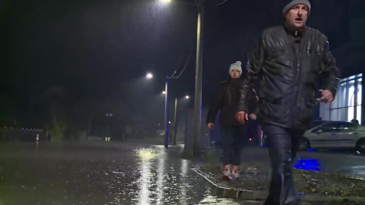 Ugroženi stambeni objekti kod Gacka, Rudniku i Termolektrani prijeti prodor vode