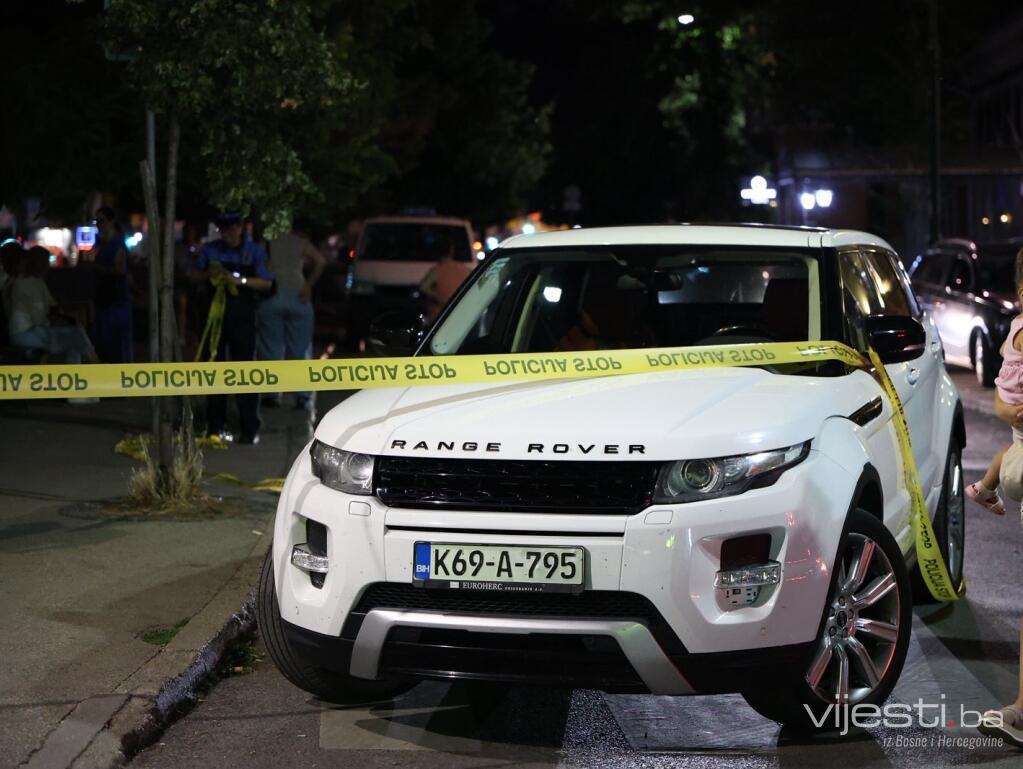 Uhapšen 25-godišnjak koji je pucao na Baščaršiji, privedene još tri osobe