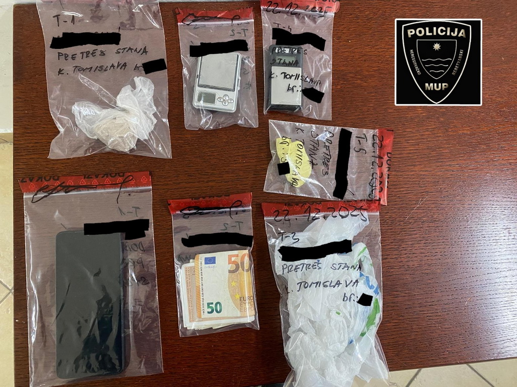 Uhapšen Mostarac: U stanu pronađen heroin i pribor za pakovanje