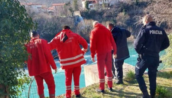Uhapšen Muhamed Ajanić koji je u bjekstvu skočio u Neretvu