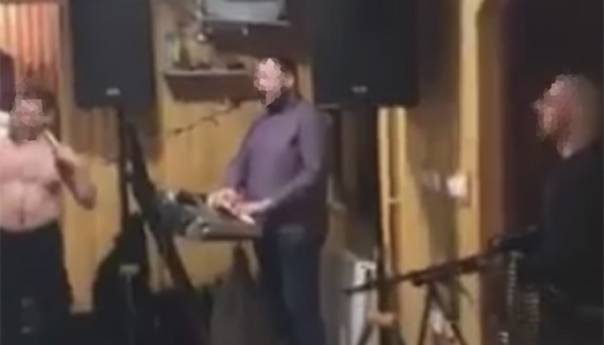 Uhapšen muškarac koji je pucao iz mitraljeza na rođendanskoj žurci