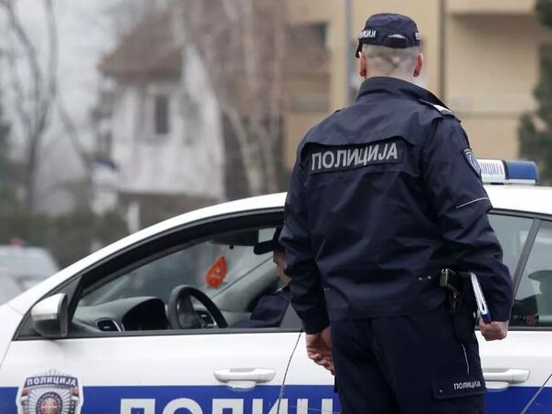 Uhapšen muškarac koji je pucao iz puške na kuću bivše žene