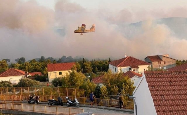 Uhapšen muškarac: Veliki požar kod Trogira je podmetnut