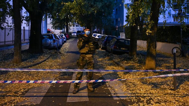 Uhapšen osumnjičeni za napad na svećenika u Francuskoj