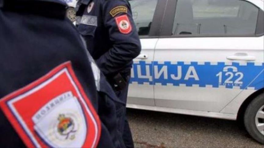 Uhapšena dva lica zbog kršenja mjera i napada na policajca 
