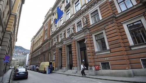 Uhapšena dvojica muškaraca zbog lažnih dojava o postavljenim bombama u Općinskom sudu