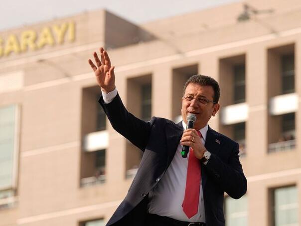 Uhapšeni gradonačelnik Istanbula izveden pred sud