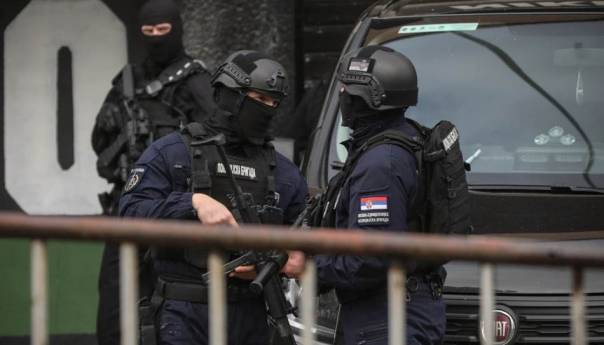 Uhapšeno 25 osumnjičenih za poreske prevare vrijedne 2,1 miliona eura