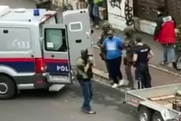 Uhapšeno više od deset osoba u Austriji