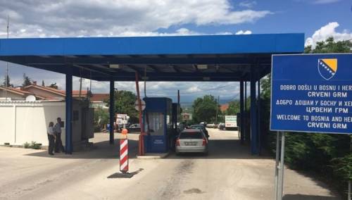 Uhićen granični policajac jer je dopustio nezakonit prelazak granice