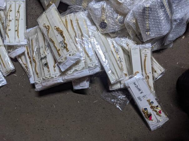 UIO oduzela satove i nakit: Pogledajte gdje su bili sakriveni