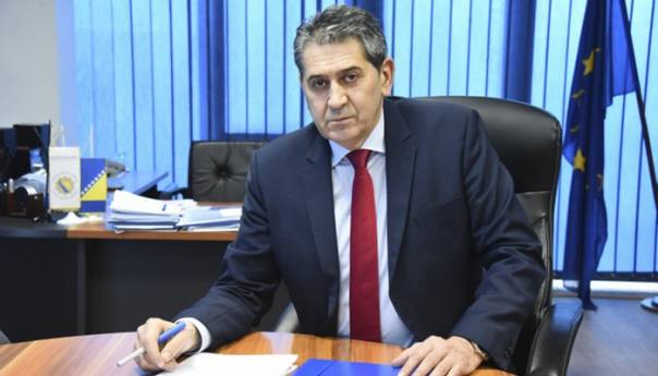 Ujić: Zabranu ulaska u BiH ima 300 osoba