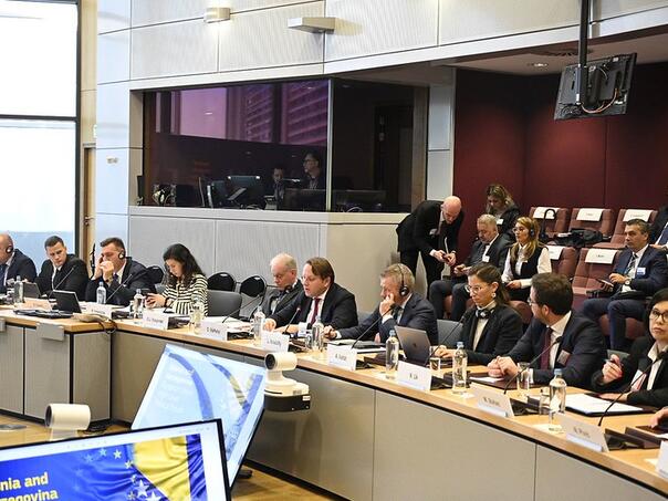 Uk: Dogovoreno je da se nastavi sa započetim usvajanjima zakona i odluka na nivou VMBiH