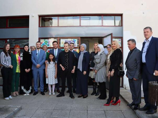 Uk i Hota-Muminović na obilježavanju dana OŠ 'Skender Kulenović'
