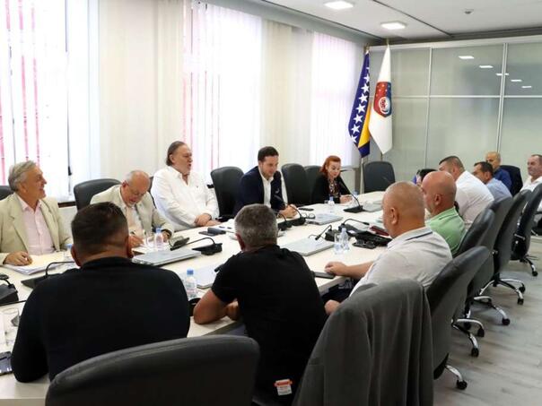 Uk i Pandurević sa sindikatima: Počinju pregovori o novom kolektivnom ugovoru