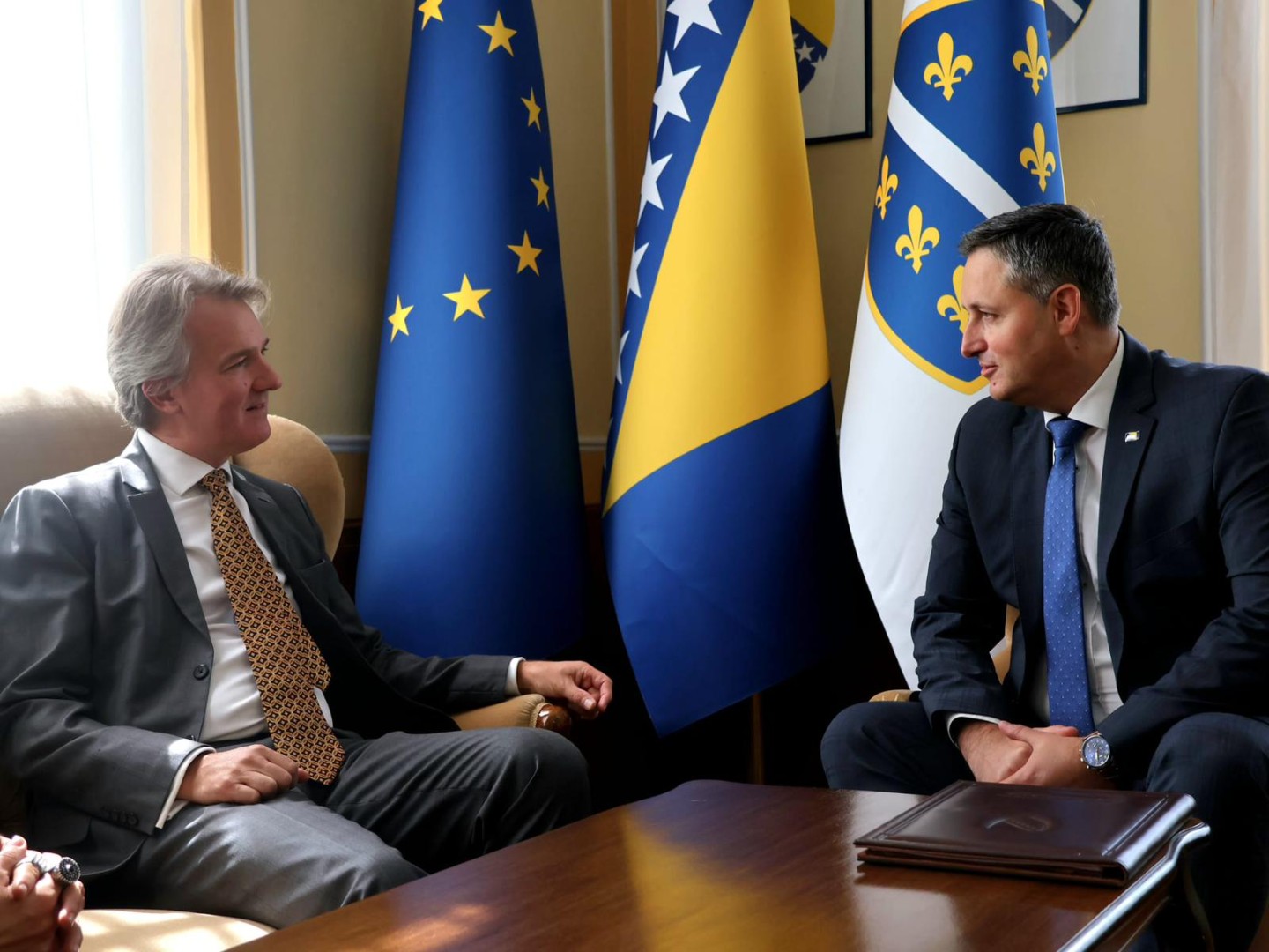 UK snažno podržava suverenitet i teritorijalni integritet BiH