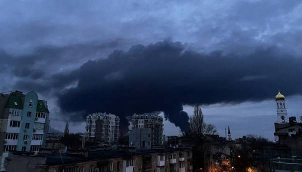 Ukajina: Rusi izveli raketni napad na Odesu