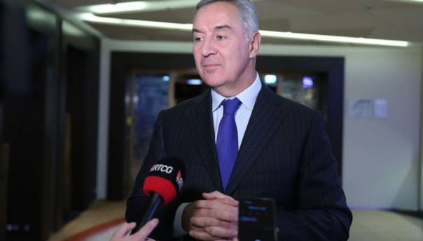 Ðukanović: Crna Gora se suočava sa udarima iznutra i spolja