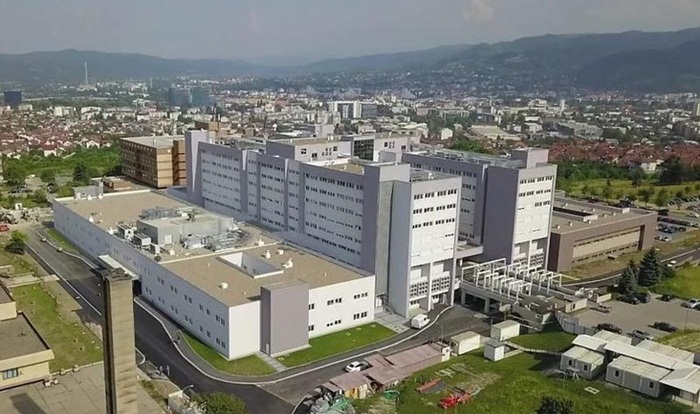 UKC Banja Luka skoro popunjen, na respiratorima mnogo mladih