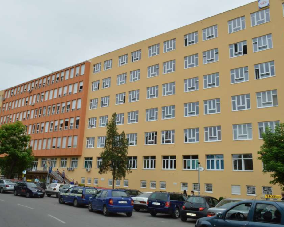 UKC Tuzla: Na hospitalizaciji 12 pacijenata povrijeđenih u požaru u Domu penzionera