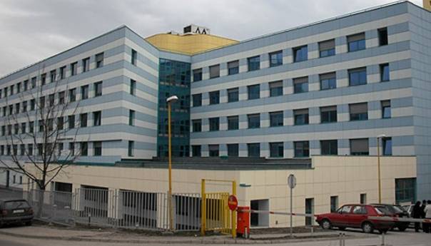 UKC Tuzla: Od ponedjeljka usluga komercijalnog testiranja na COVID-19