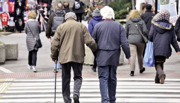 Ukinuta zabrana kretanja osobama starijim od 65 godina u RS