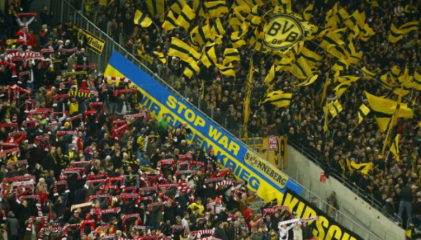 Ukinute mjere, Bundesliga pred punim tribinama!