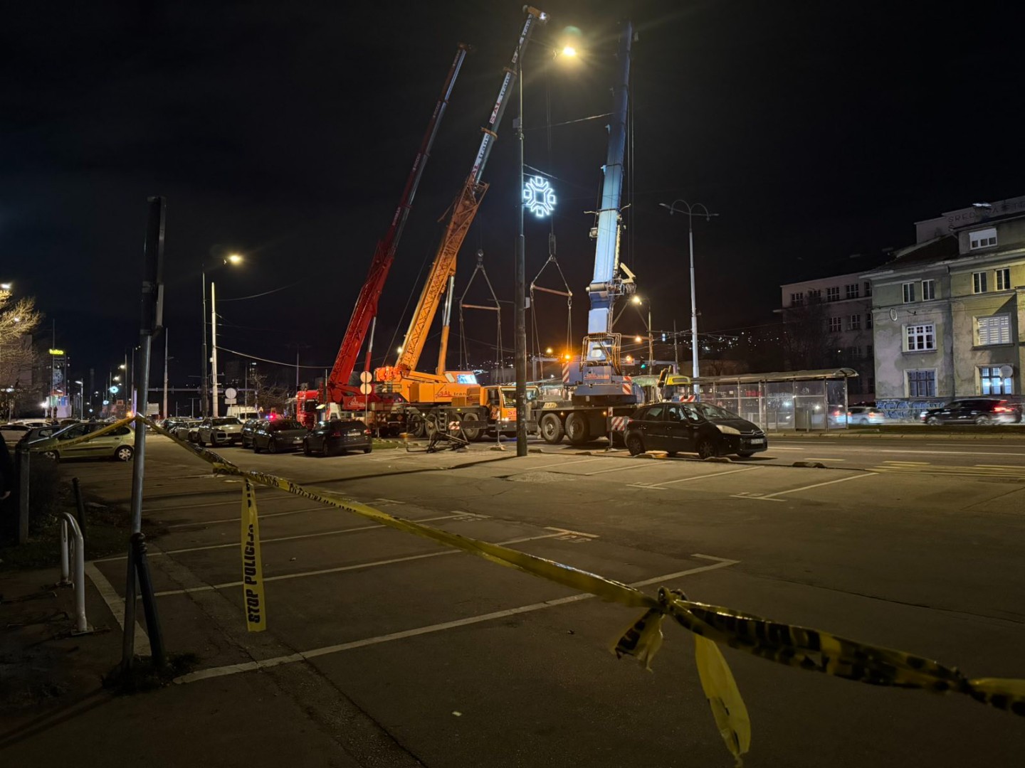 Uklanja se tramvaj kod Zemaljskog muzeja BiH