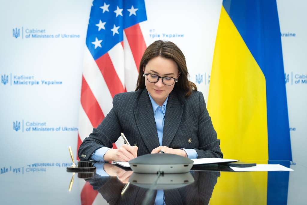 Ukrajina i SAD potpisale Memorandum o sporazumu o mineralima