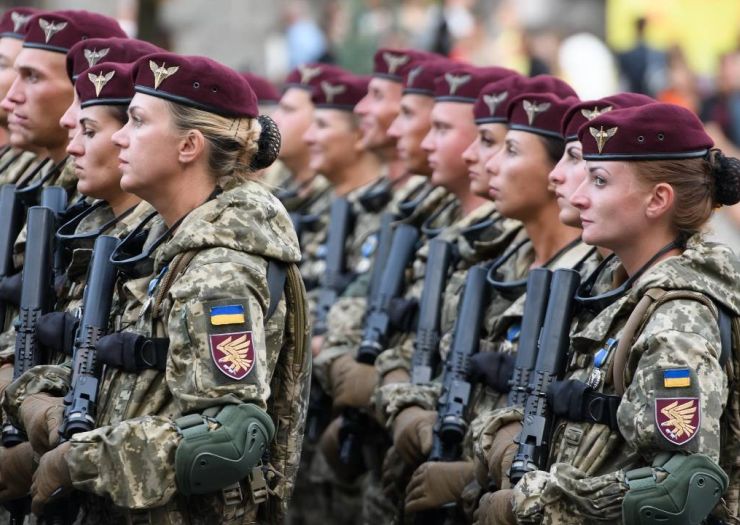Ukrajina sve više regrutuje žene na ratištu