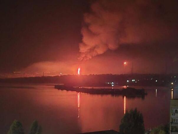 Ukrajina uzvraća udarac: Pogodili rafinerije nafte duboko u Rusiji
