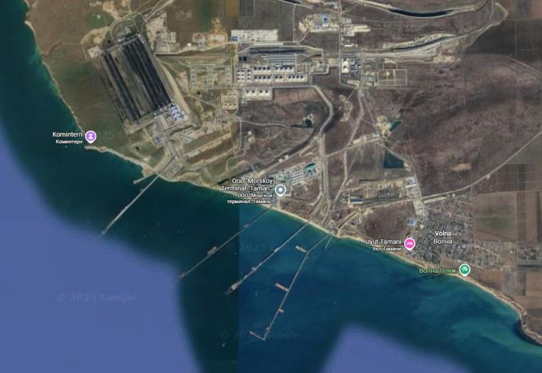 Ukrajinci izveli masovni napad: Ruska luka u plamenu