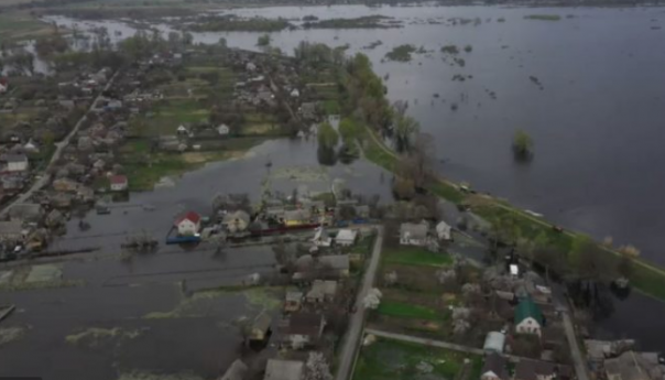 Ukrajinci namjerno potopili svoje selo kako bi zaustavili Ruse: “Vrijedilo je”