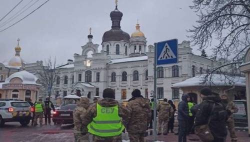 Ukrajinska tajna služba izvršila raciju u pravoslavnom manastiru u Kijevu